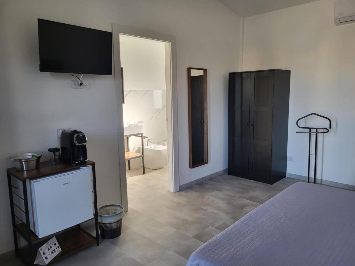 Casa Mala' Hotel Ceprano Bagian luar foto